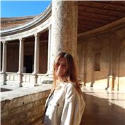 Profesora de piano da clases hasta nivel de 2º de profesional